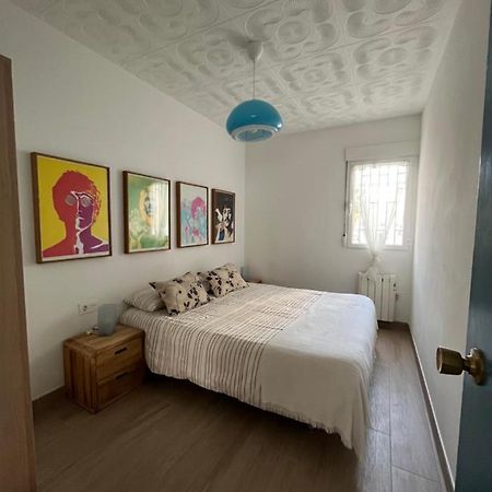 Modernized 3-Bedroom Flat 500M To The Beach Valencia Exterior photo