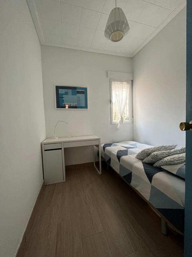 Modernized 3-Bedroom Flat 500M To The Beach Valencia Exterior photo